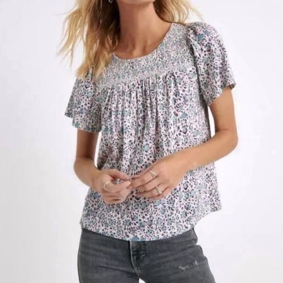 Lucky Brand Smocked Flowy Floral Flower Short Sleeve Top - Picture 9 of 10